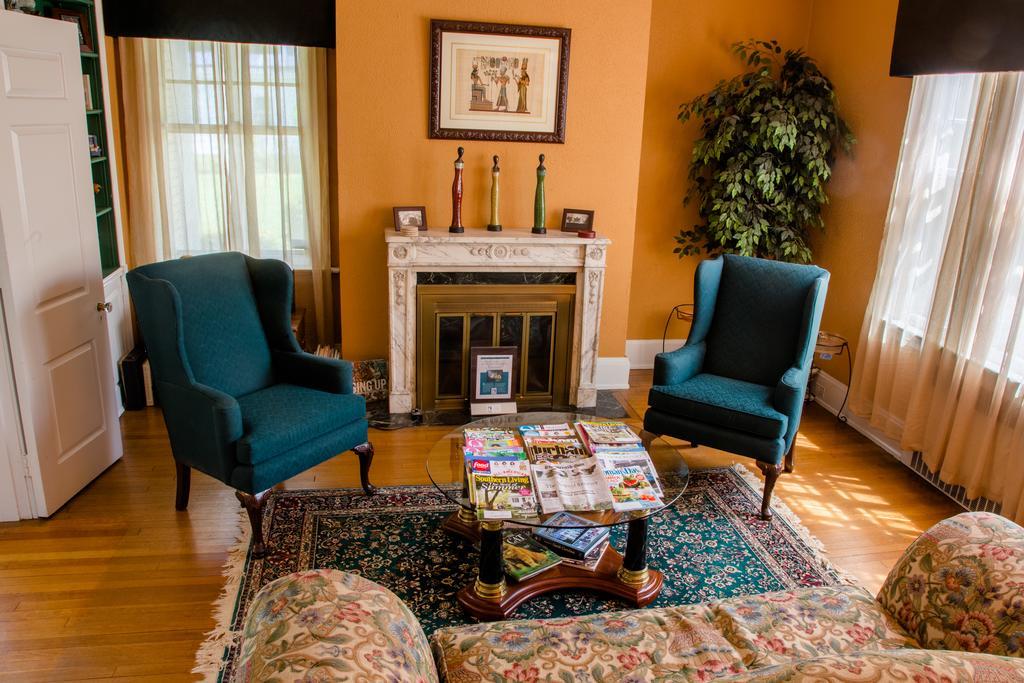 Morehead Manor Bed And Breakfast Ντάραμ Εξωτερικό φωτογραφία