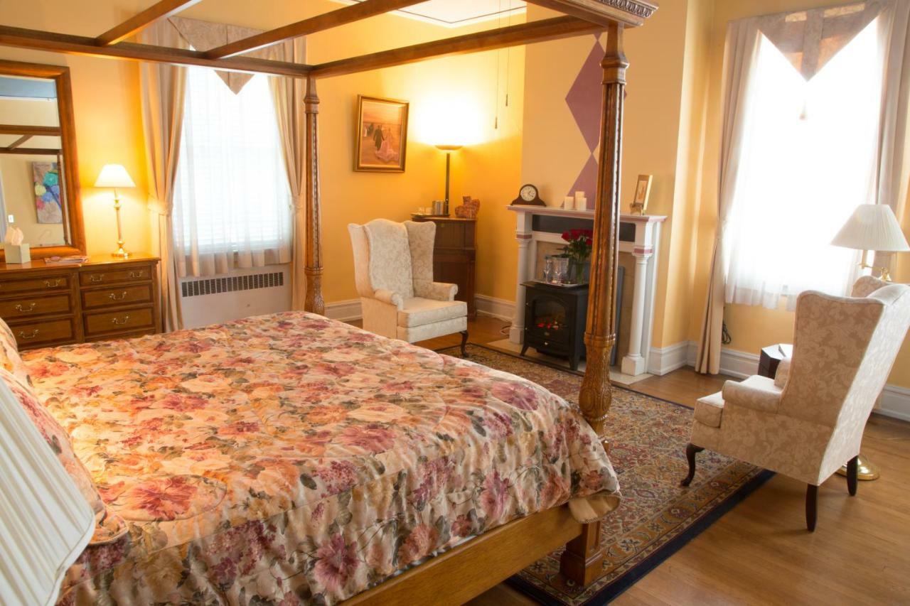Morehead Manor Bed And Breakfast Ντάραμ Εξωτερικό φωτογραφία