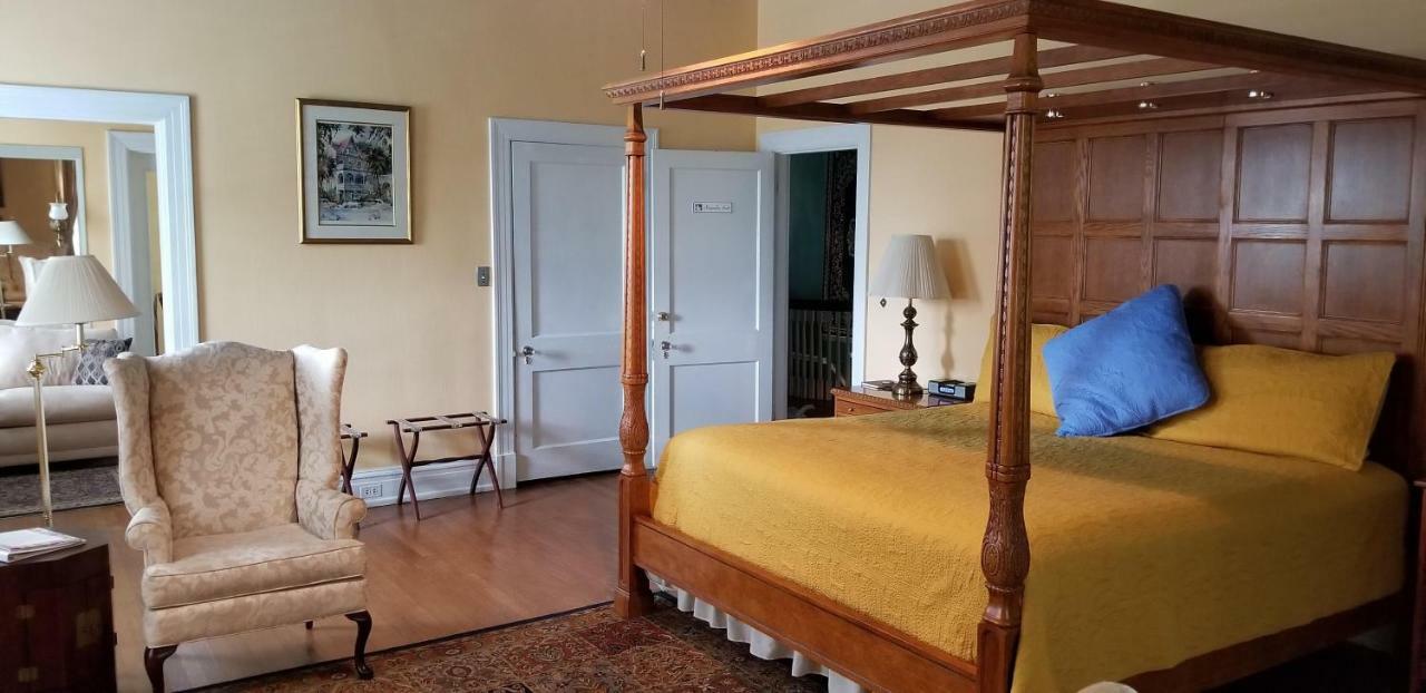 Morehead Manor Bed And Breakfast Ντάραμ Εξωτερικό φωτογραφία